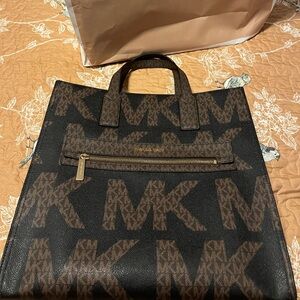 NWT Michael Kors tote bag